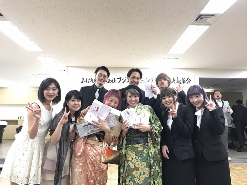 入社式だよ全員集合！