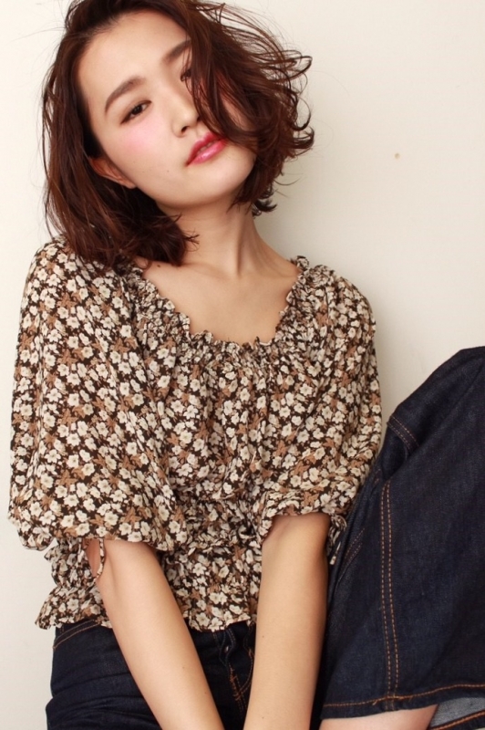 パーマとコテ巻き どっちが傷まない 吉岡 俊 立川の美容院cres公式サイト 立川 国立周辺で人気 オススメ美容院をお探しならcresに是非お越しください